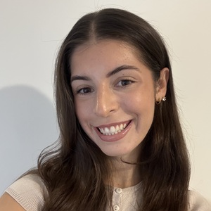 Laura profile photo
