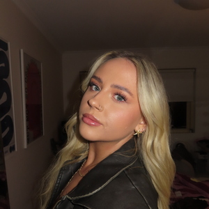 Julia profile photo