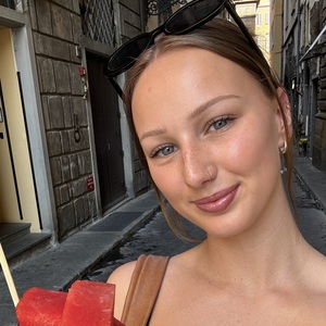 Molly profile photo