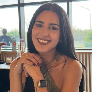 Laura profile photo