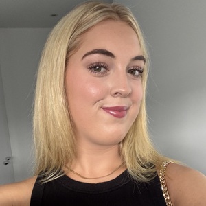 Violet profile photo