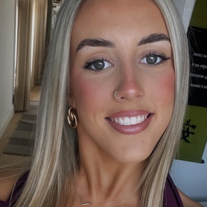 Holly profile photo