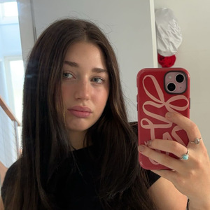 Holiday profile photo