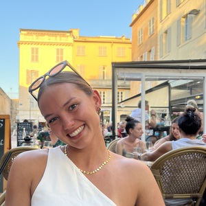 Holli profile photo