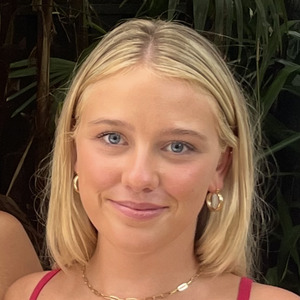 Nina profile photo