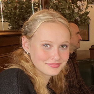 Akira profile photo