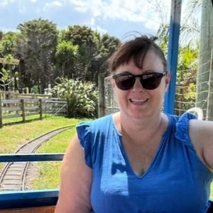 Angela profile photo
